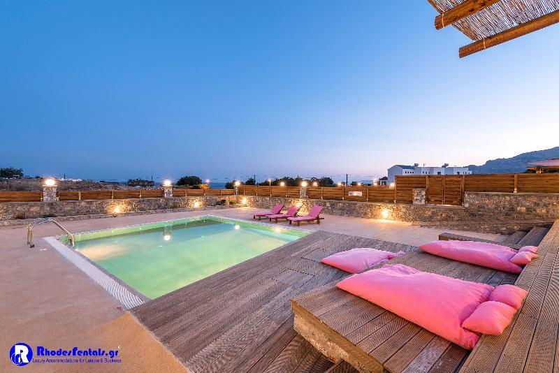 Lindos Seastone Villas ลาร์ดอส ภายนอก รูปภาพ
