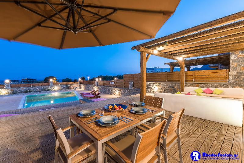 Lindos Seastone Villas ลาร์ดอส ภายนอก รูปภาพ