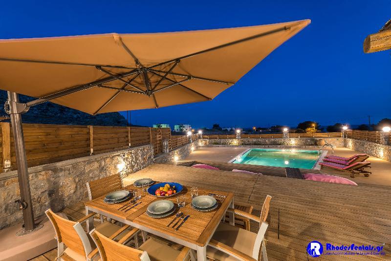 Lindos Seastone Villas ลาร์ดอส ภายนอก รูปภาพ